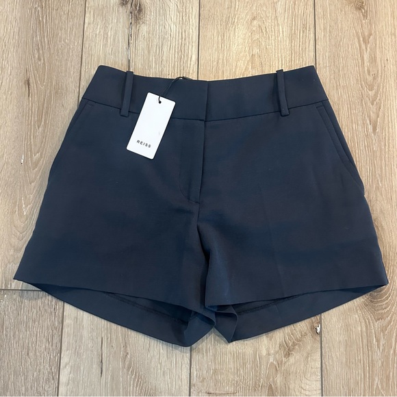 NWT Reiss Lyla Twill Shorts Navy Blue Business Casual Women Designer 0 US 4 UK - Picture 1 of 4